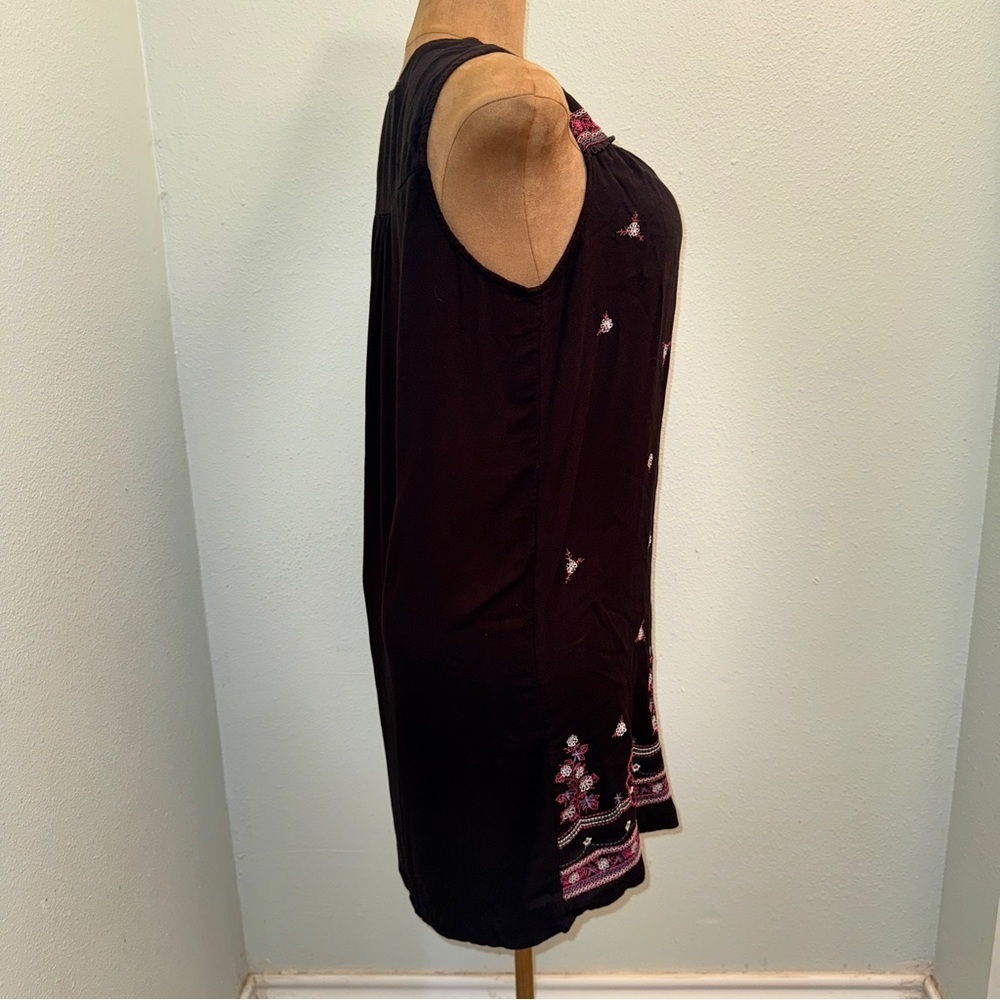 Fourteenth Place Embroidered Black And Pink Sleeveless Dress, Sz XL, Tassel Tie‌ - Picture 5 of 9